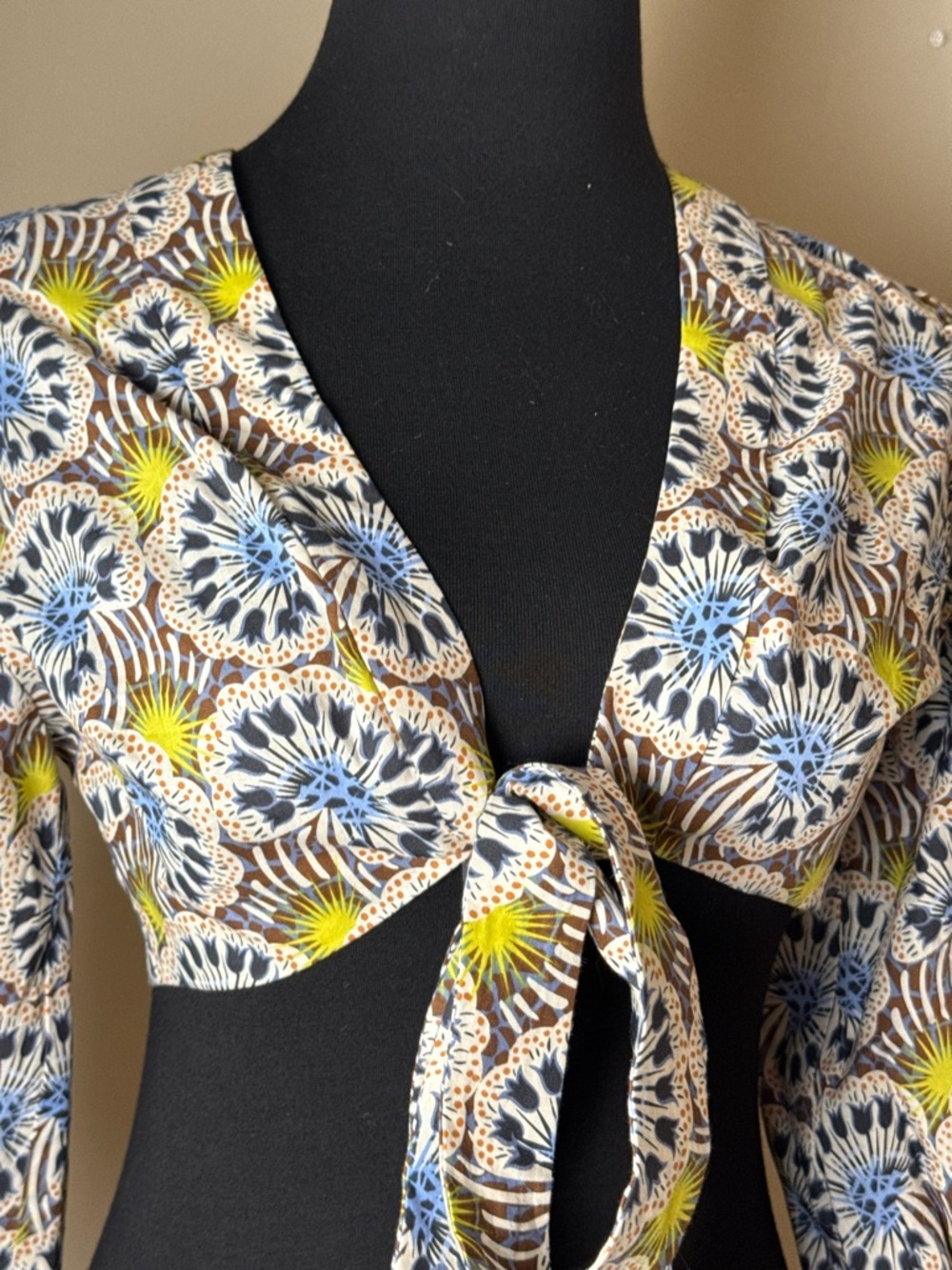 Alexis Maida puff sleeve wrap crop top sienna floral pattern XS - Picture 5 of 8